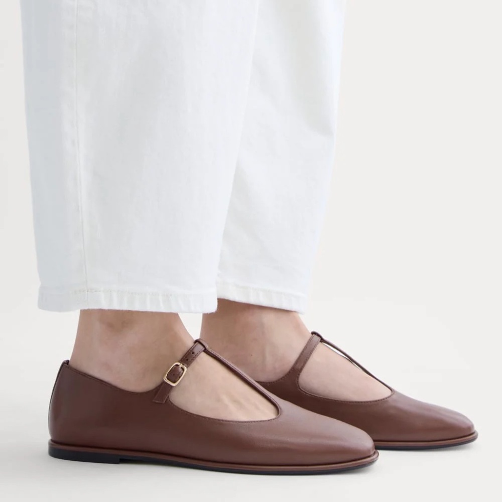 Everlane The Leather T-Strap Flat Rum Brown Leather 8 - Picture 3 of 11